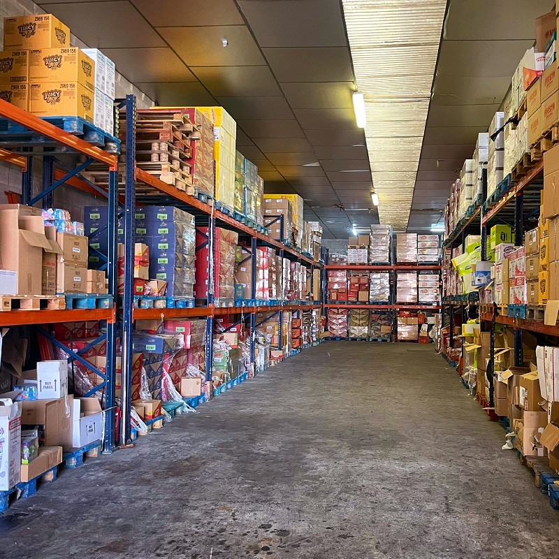 interior del almacén del distribuidor de Grefusa en La Rioja